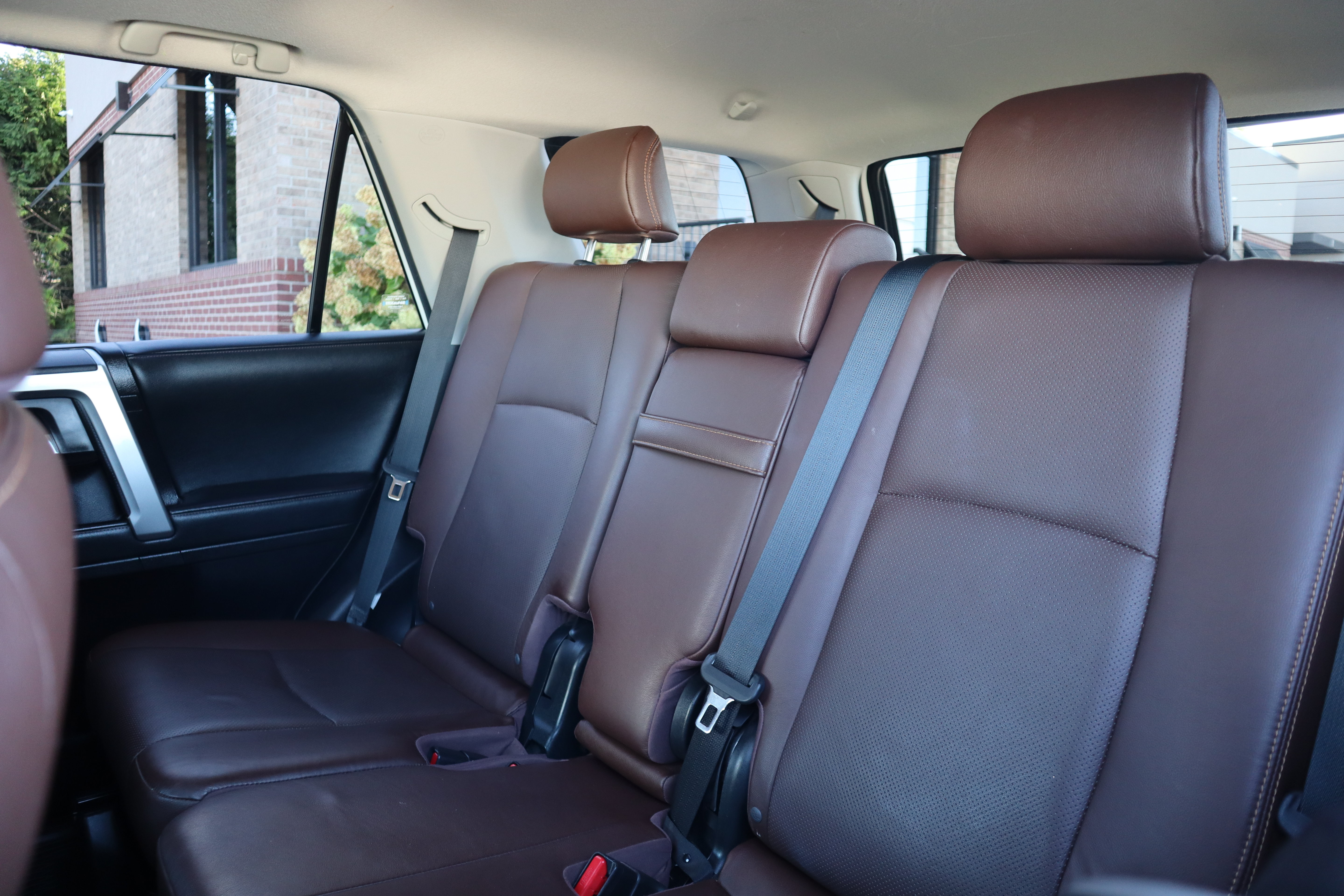 Used 2021 Toyota 4Runner Limited AWD/4WD image 28
