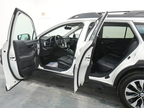 Used 2024 Subaru Outback Limited image 25
