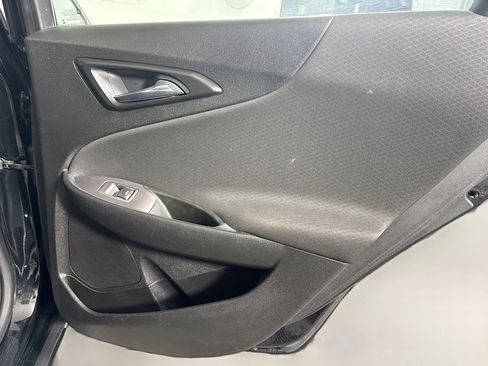 Used 2020 Chevrolet Malibu LT image 28