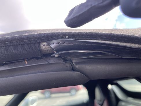 Used 2007 Saturn Sky Base w/ Premium Trim Pkg image 14