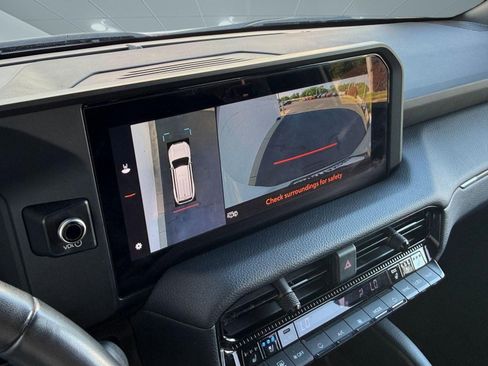 Used 2024 Toyota Land Cruiser image 29