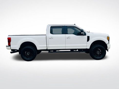Used 2019 Ford F250 Lariat w/ Lariat Ultimate Package image 12