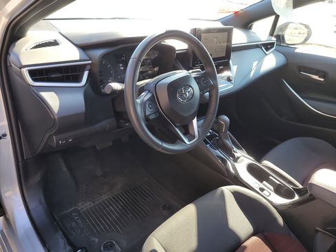 Certified 2025 Toyota Corolla SE image 18