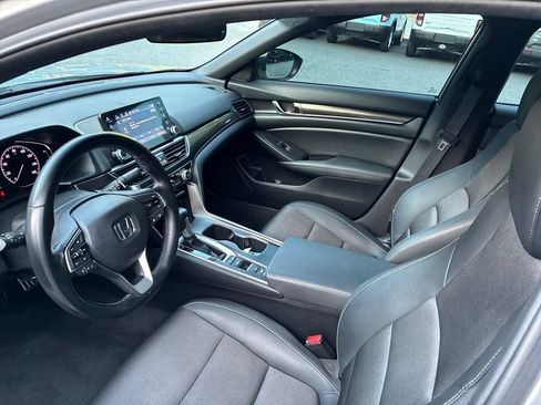 Used 2021 Honda Accord Sport image 8