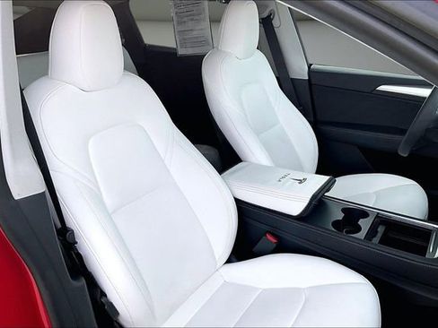 Used 2023 Tesla Model Y Performance image 28