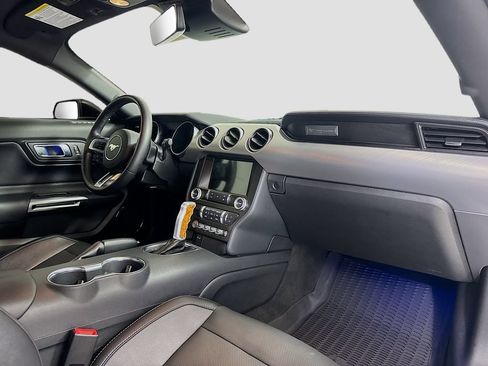 Used 2021 Ford Mustang GT Premium w/ Black Accent Package RWD image 27