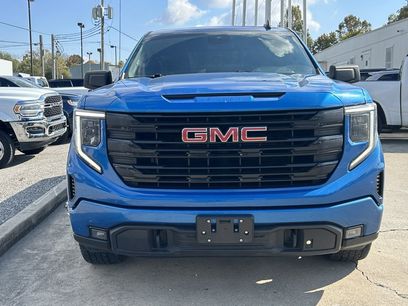 Used 2022 GMC Sierra 1500 Elevation
