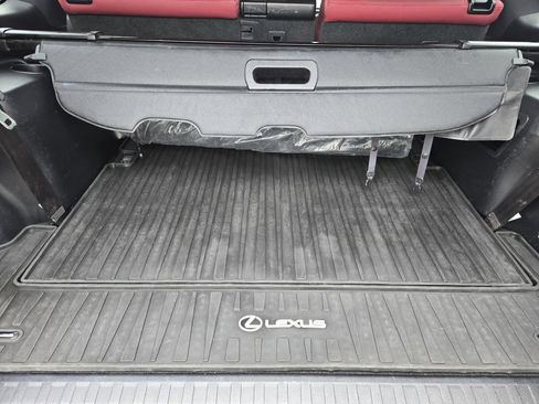 Used 2023 Lexus GX 460 Premium w/ Premium Package AWD/4WD image 32