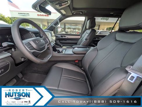 New 2026 Jeep Grand Wagoneer 2WD image 19