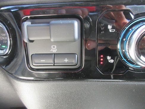 New 2026 GMC Sierra 3500 SLE image 20