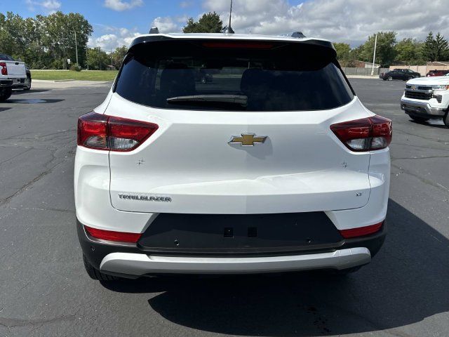 Certified 2024 Chevrolet TrailBlazer LT w/ LPO, Blackout Package FWD image 6
