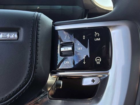 New 2025 Land Rover Range Rover SE image 31
