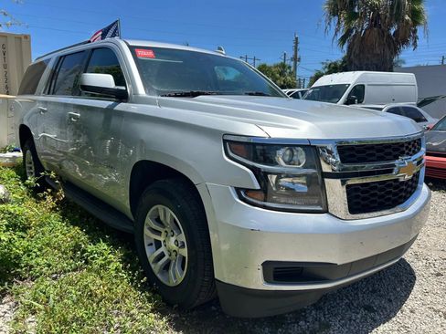 Used 2020 Chevrolet Suburban LT AWD/4WD image 1