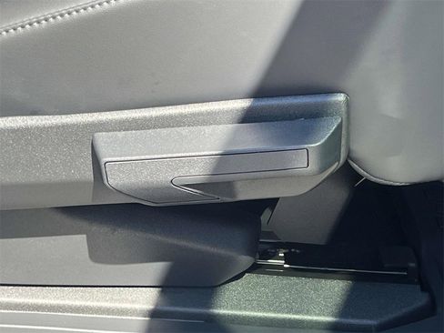 New 2025 Lincoln Navigator Reserve w/ Jet Appearance Package image 17