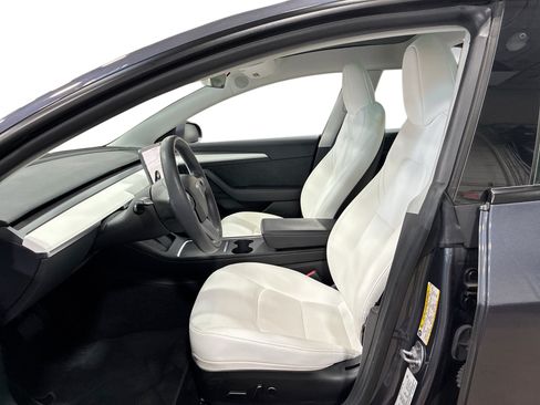 Certified 2023 Tesla Model 3 Standard Range RWD image 9
