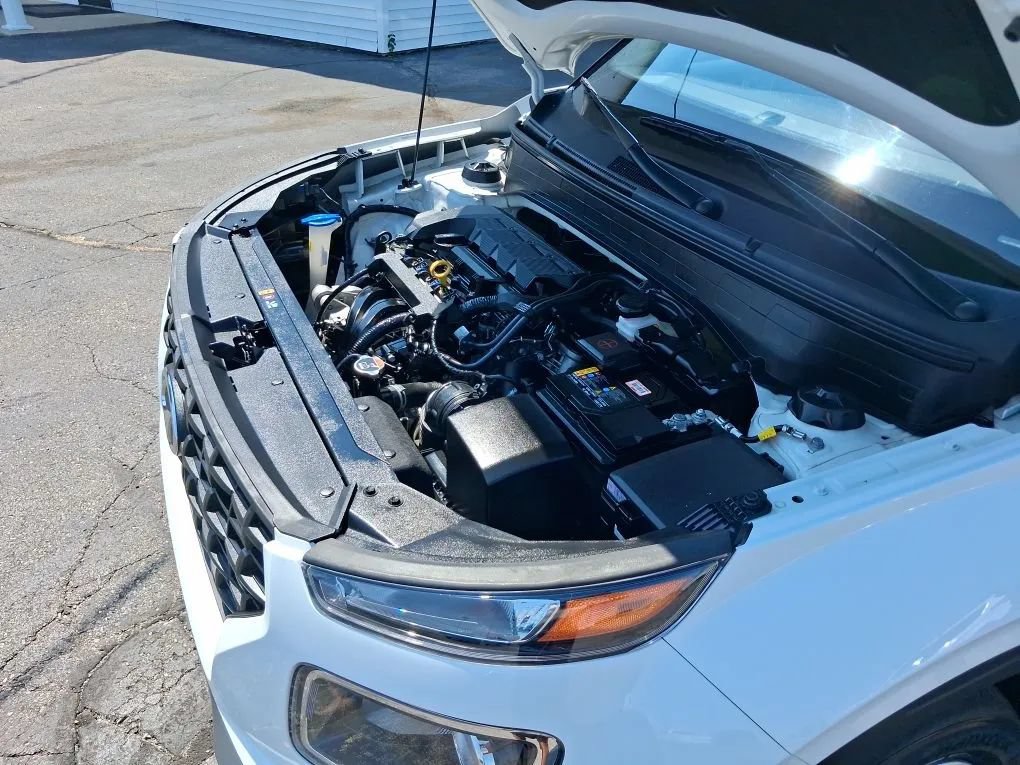 Used 2026 Hyundai Venue SE FWD image 14