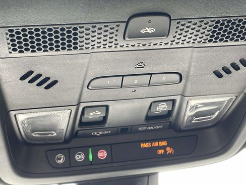 Used 2020 Cadillac XT5 Premium Luxury image 29