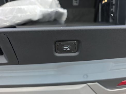 New 2025 Ford Expedition Platinum w/ Driver's Package image 38