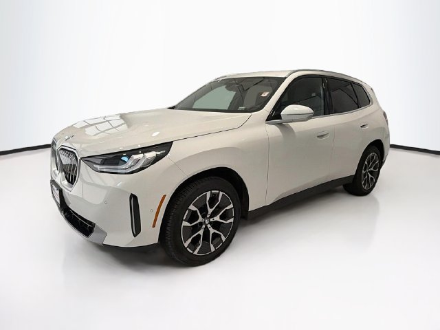Used 2026 BMW X3 xDrive30i AWD/4WD image 3