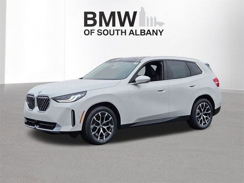 New 2026 BMW X3 xDrive30 w/ Premium Package image 6