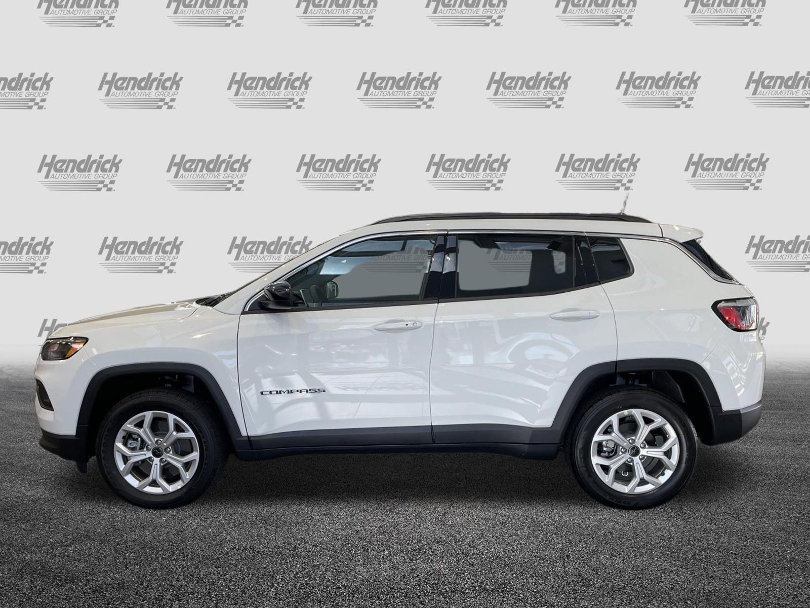 Certified 2026 Jeep Compass Latitude AWD/4WD image 7