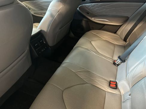 Used 2021 Toyota Avalon Limited w/ Advanced Safety Package FWD image 5