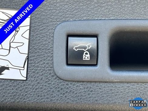 Used 2024 Toyota Sienna XLE image 13