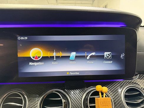 Used 2019 Mercedes-Benz E 63 AMG S image 27