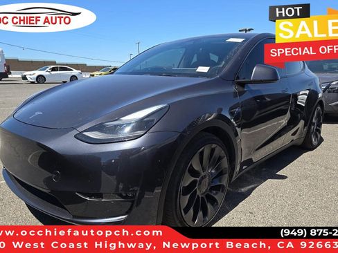 Used 2024 Tesla Model Y Performance AWD/4WD image 1