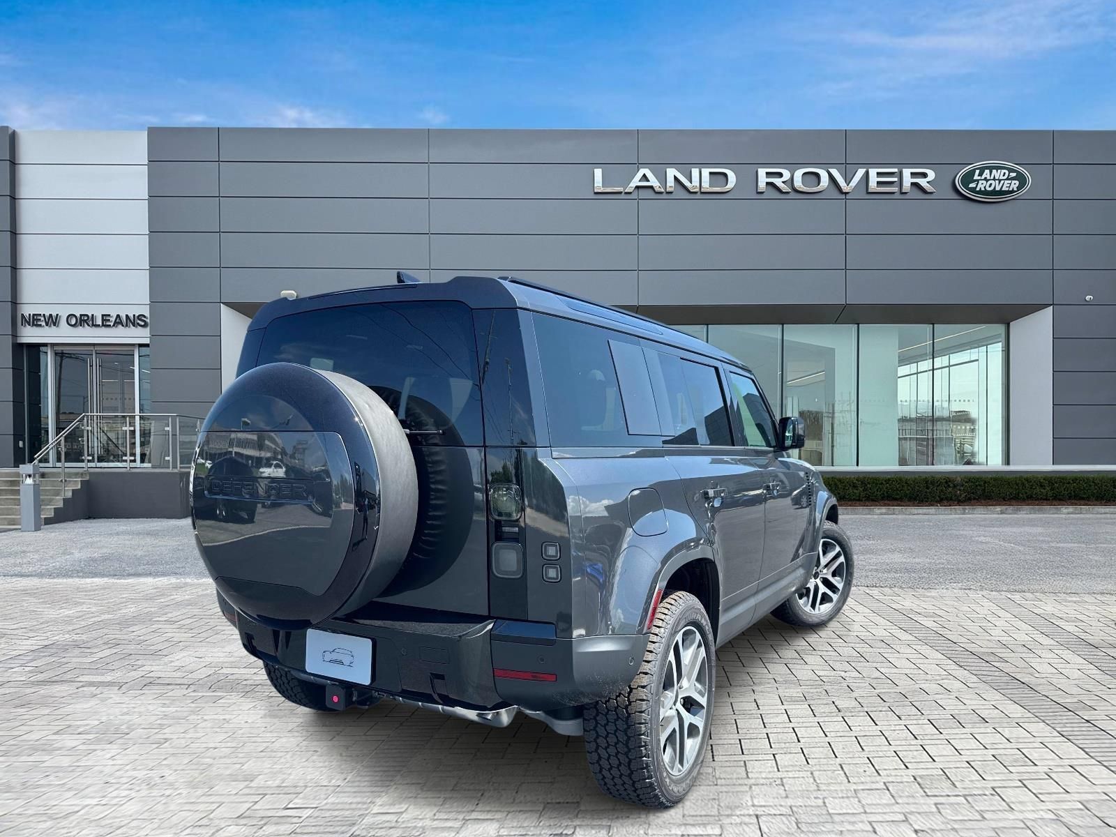 New 2026 Land Rover Defender 110 S AWD/4WD image 5