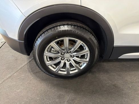 Used 2019 Cadillac XT4 Premium Luxury AWD/4WD image 35