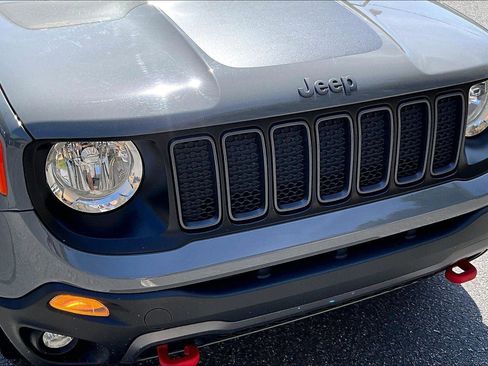 Certified 2022 Jeep Renegade Trailhawk w/ Sun/Sound Group AWD/4WD image 28