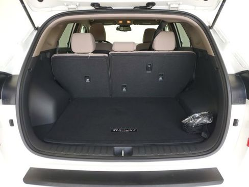 Used 2021 Hyundai Tucson SEL w/ Cargo Package image 10