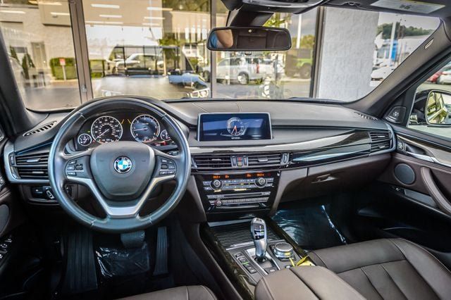 Used 2017 BMW X5 xDrive35d AWD/4WD image 3
