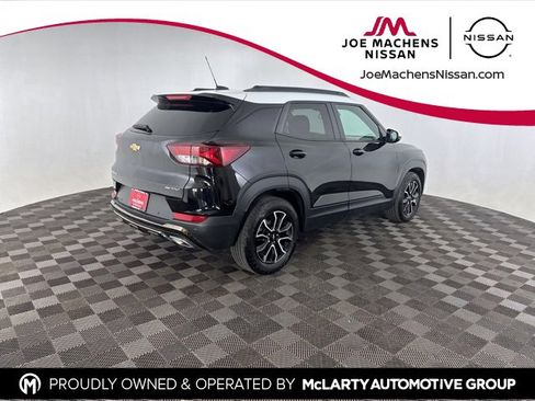 Used 2023 Chevrolet TrailBlazer ACTIV w/ Sun and Liftgate Package image 5