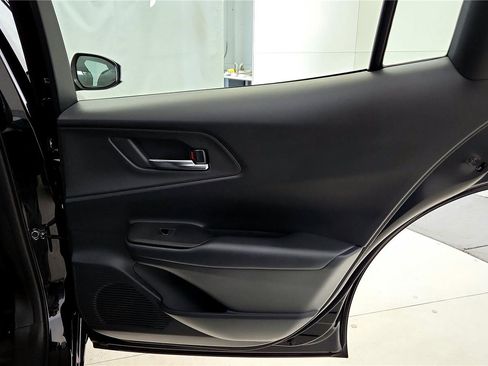 Used 2026 Toyota Prius AWD image 18