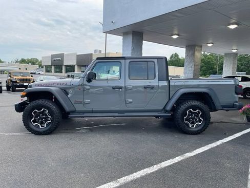 Used 2022 Jeep Gladiator Rubicon w/ LED Lighting Group AWD/4WD image 6
