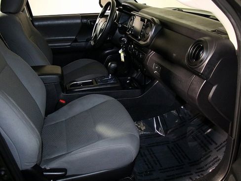 Used 2023 Toyota Tacoma SR image 31