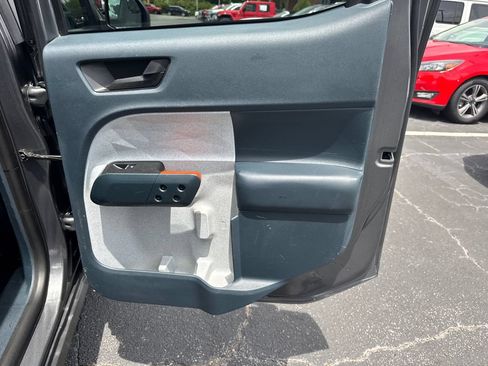 Used 2023 Ford Maverick XLT FWD image 17