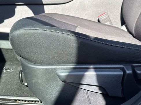 Used 2023 Nissan Sentra SV FWD image 12