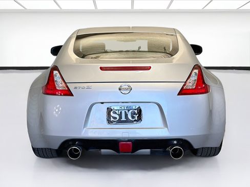 Used 2020 Nissan 370Z Coupe image 5