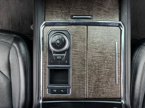Used 2019 Ford Expedition Limited w/ Special Edition Package RWD image 35