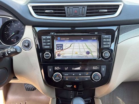 Used 2016 Nissan Rogue SL AWD/4WD image 11