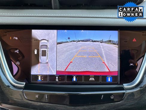 Used 2022 Cadillac XT6 Premium Luxury w/ Technology Package FWD image 29