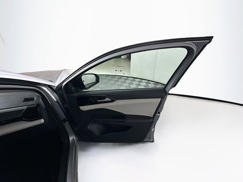Used 2025 Volkswagen Taos S FWD image 30