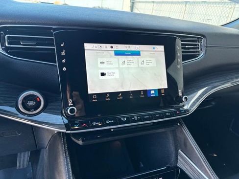 Used 2022 Jeep Wagoneer Series II image 23