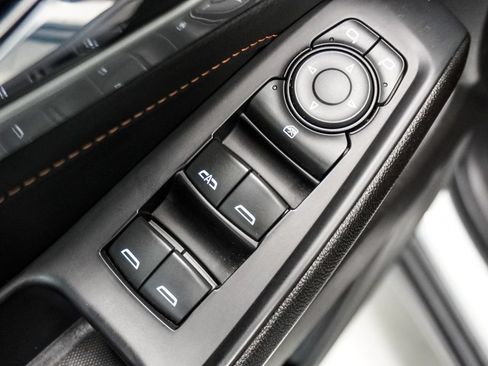 Used 2021 Chevrolet Traverse LT FWD image 21