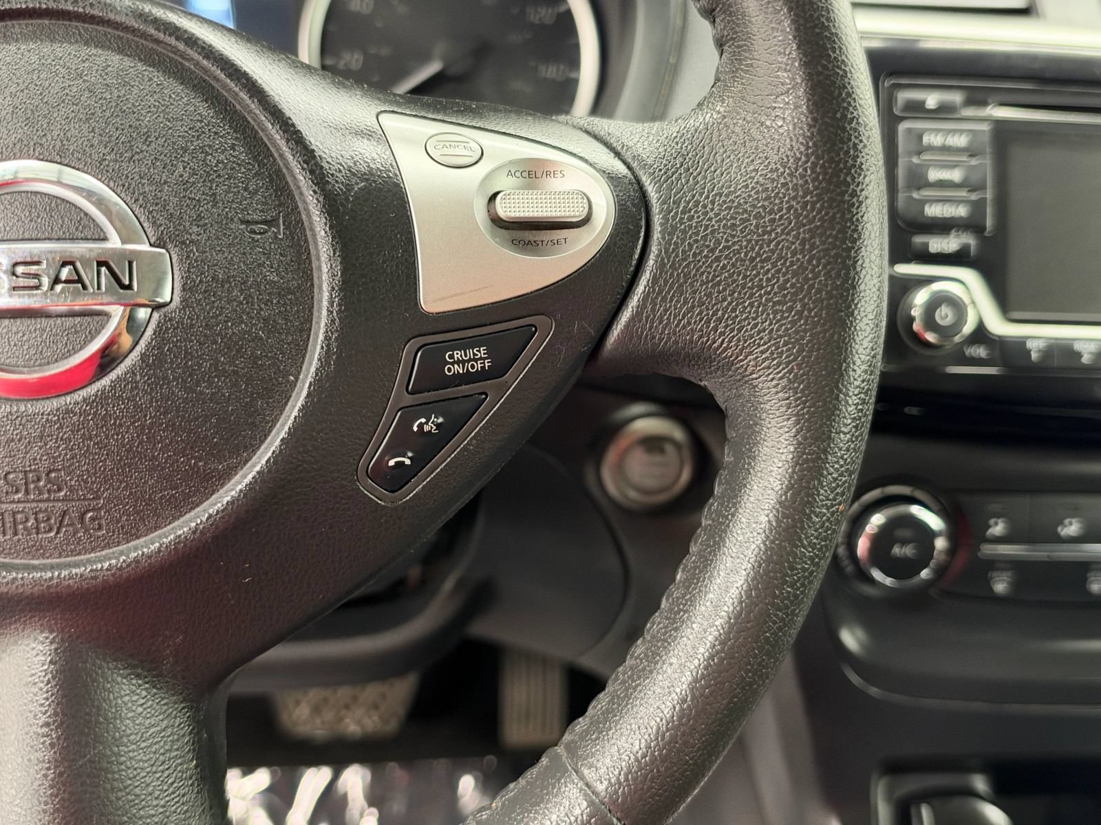 Used 2017 Nissan Sentra SV FWD image 29