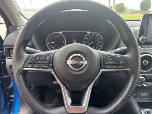 Used 2025 Nissan Sentra SV FWD image 25