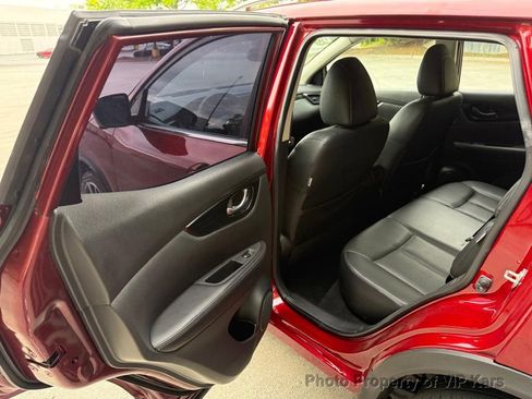 Used 2022 Nissan Rogue Sport SL w/ Premium Package AWD/4WD image 11